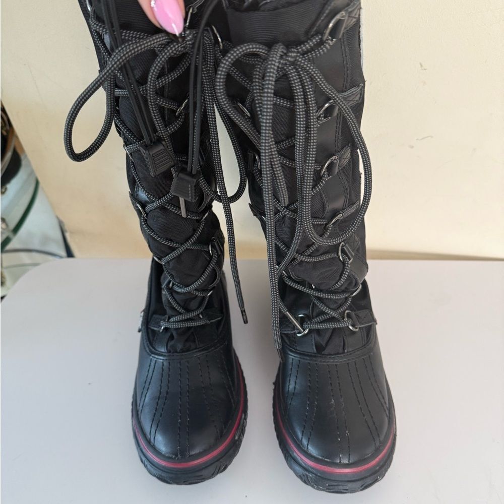 Pajar Women's Black Tall Lace-Up Boots Size 5.5 Used- Like New - Picture 3 of 11